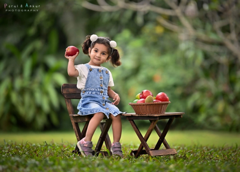 Outdoor Candid Pics for sitting babies - Parul and Ankur Photography