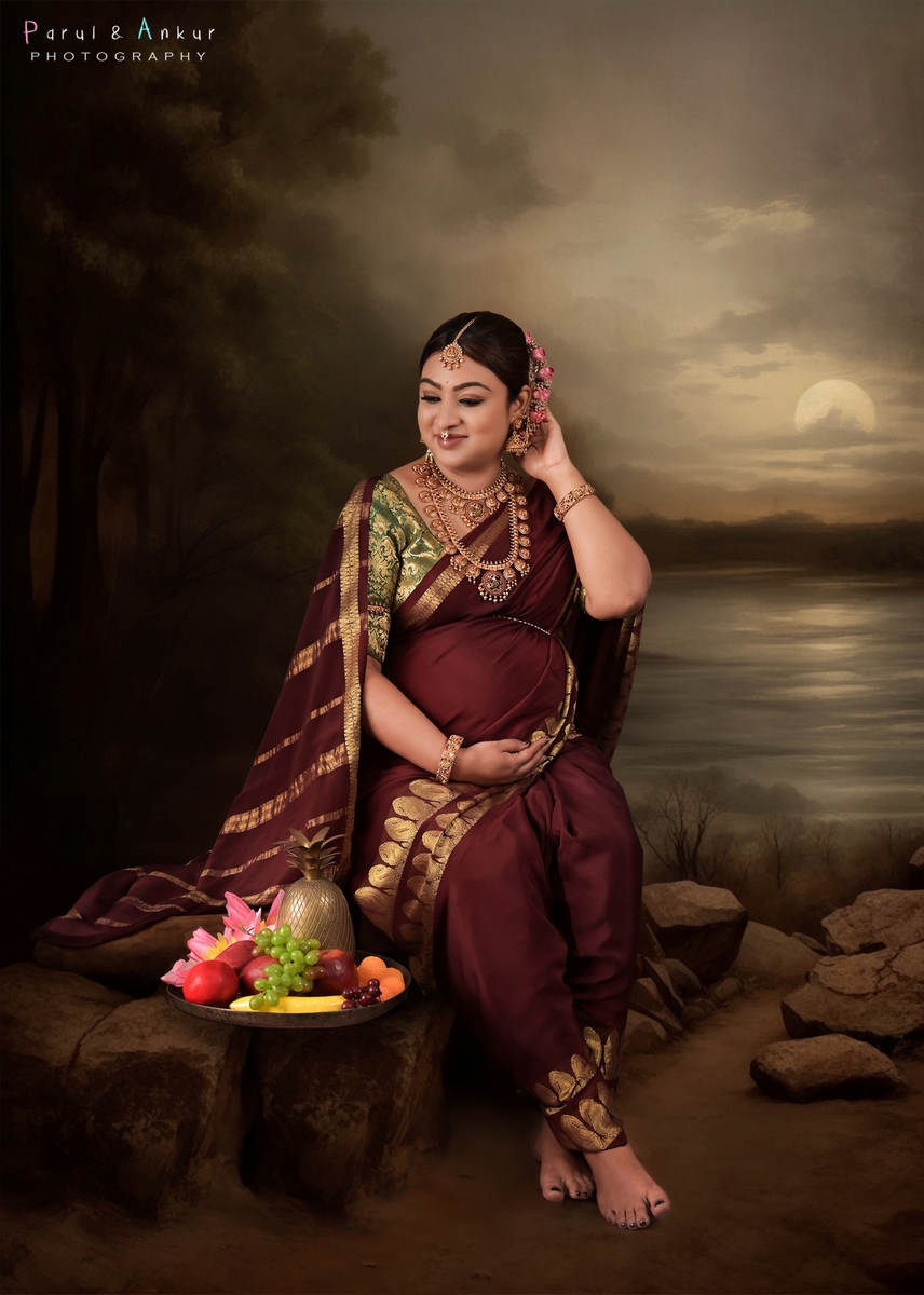 Why Traditional Indian Sari Maternity (Pregnancy) Photoshoots Look Like Timeless Paintings and Why They’re Trending in Bangalore!